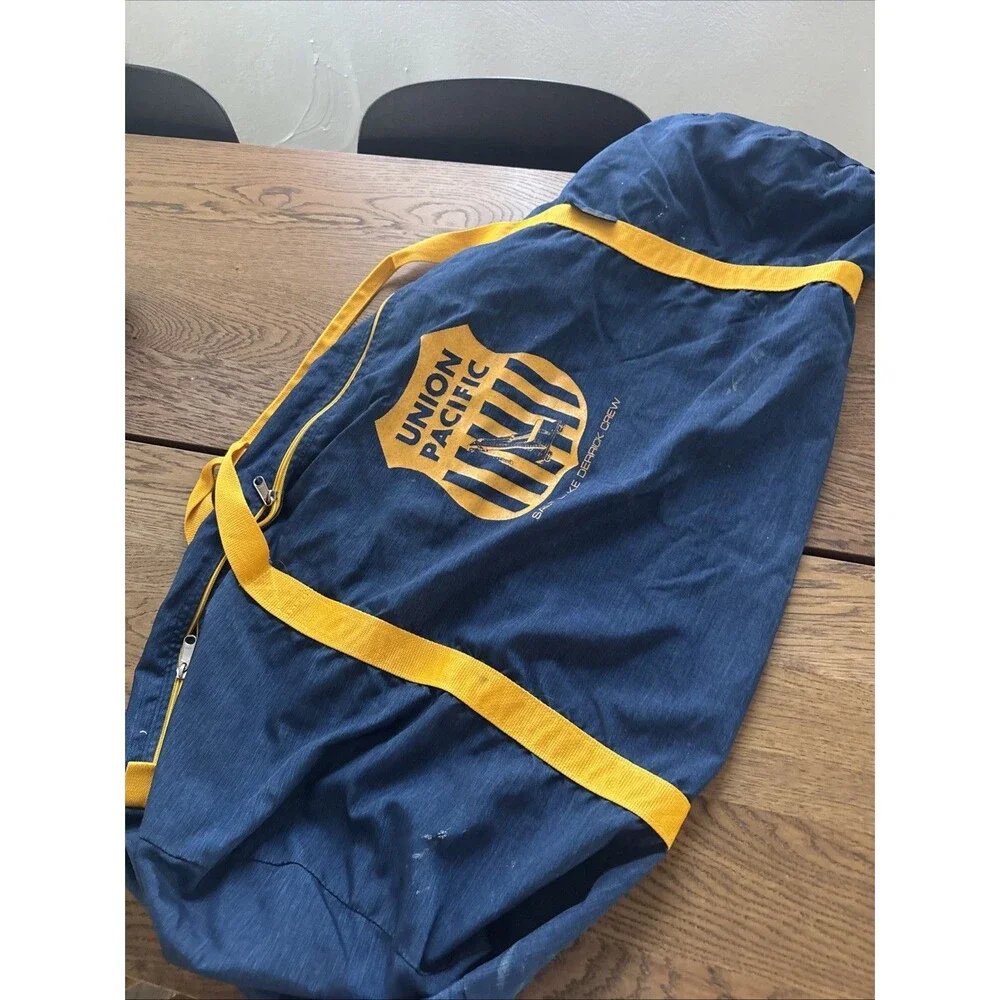 Vtg Union Pacific Railroad Salt Lake Derrick Crew Large Duffle Bag early 80's?